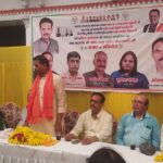 Mayor felicitated on unveiling of statues of three great men