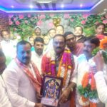 Workers wish Metropolitan Prez may live for thousands of years