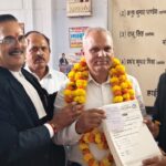 5k lawyers filled pledge form, takes oath to sign in Hindi