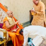 BKU delegation seeks blessings from Shankaracharya Swami Adhokshajananda