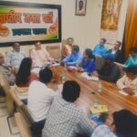 Workers and polling in-charges working on principles of pre-planned planning